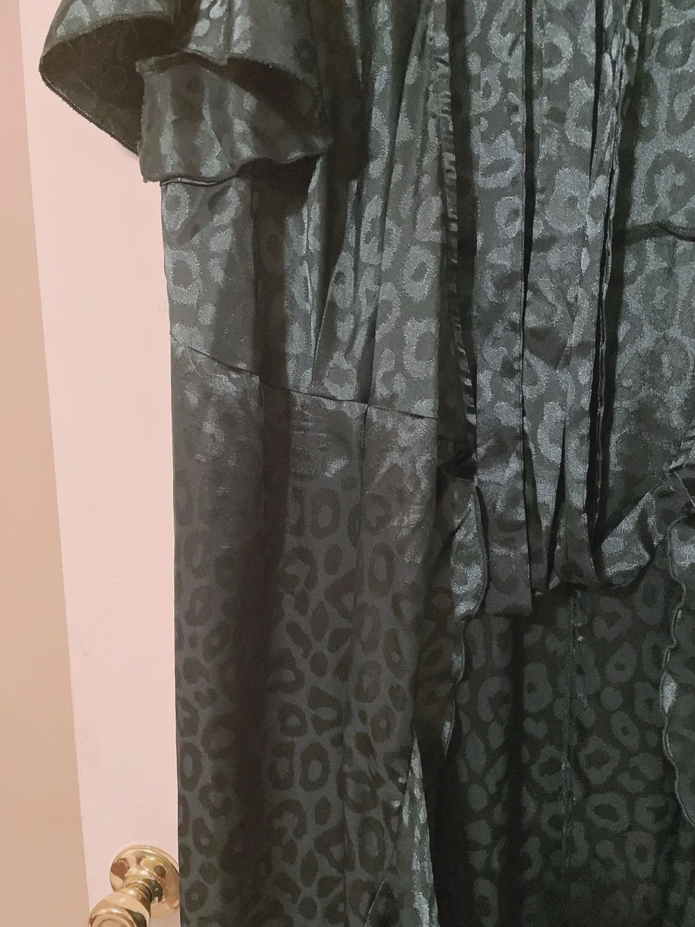 Simplee Apparel Emerald Green High-Low Wrap Dress with Tie Waist Size 3X - Picture 5 of 10